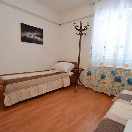 Anka 1 By Interhome Apartman Krk Town