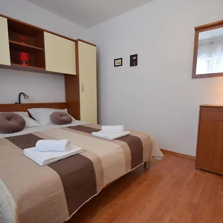 Anka 1 By Interhome Daire Krk Town